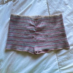 super cute ballet warm up shorts by harmonie. size anywhere from CH M- ADULT M🤍